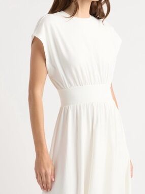 Modern Citizen White Maxi Dress with Defined Waist Size L